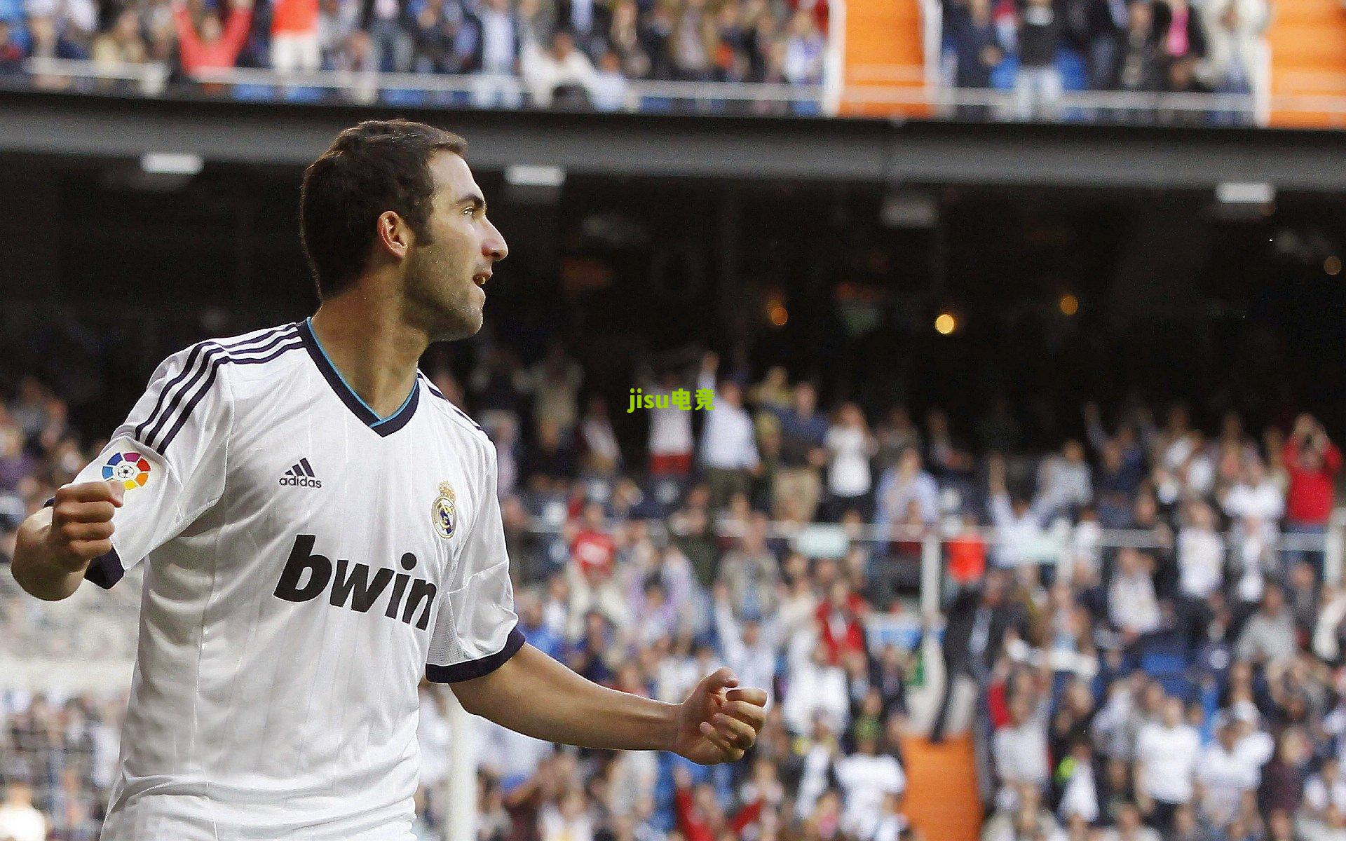 新星引豪门暗战，队报曝枪手巴萨紧盯法国U16队长，欧洲青训争夺战再升温