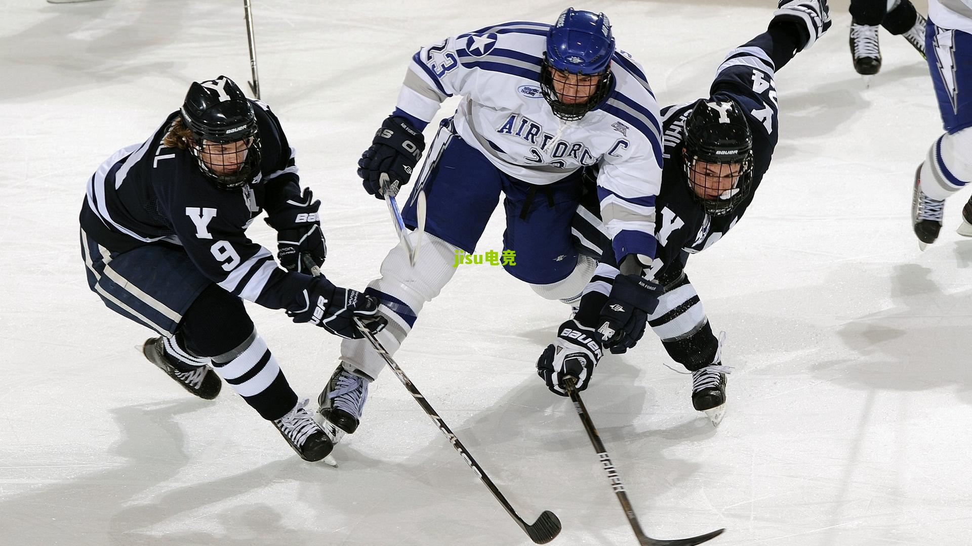 昔日水晶宫双星数据对比,奥利塞全面占优,埃泽需寻回锋芒