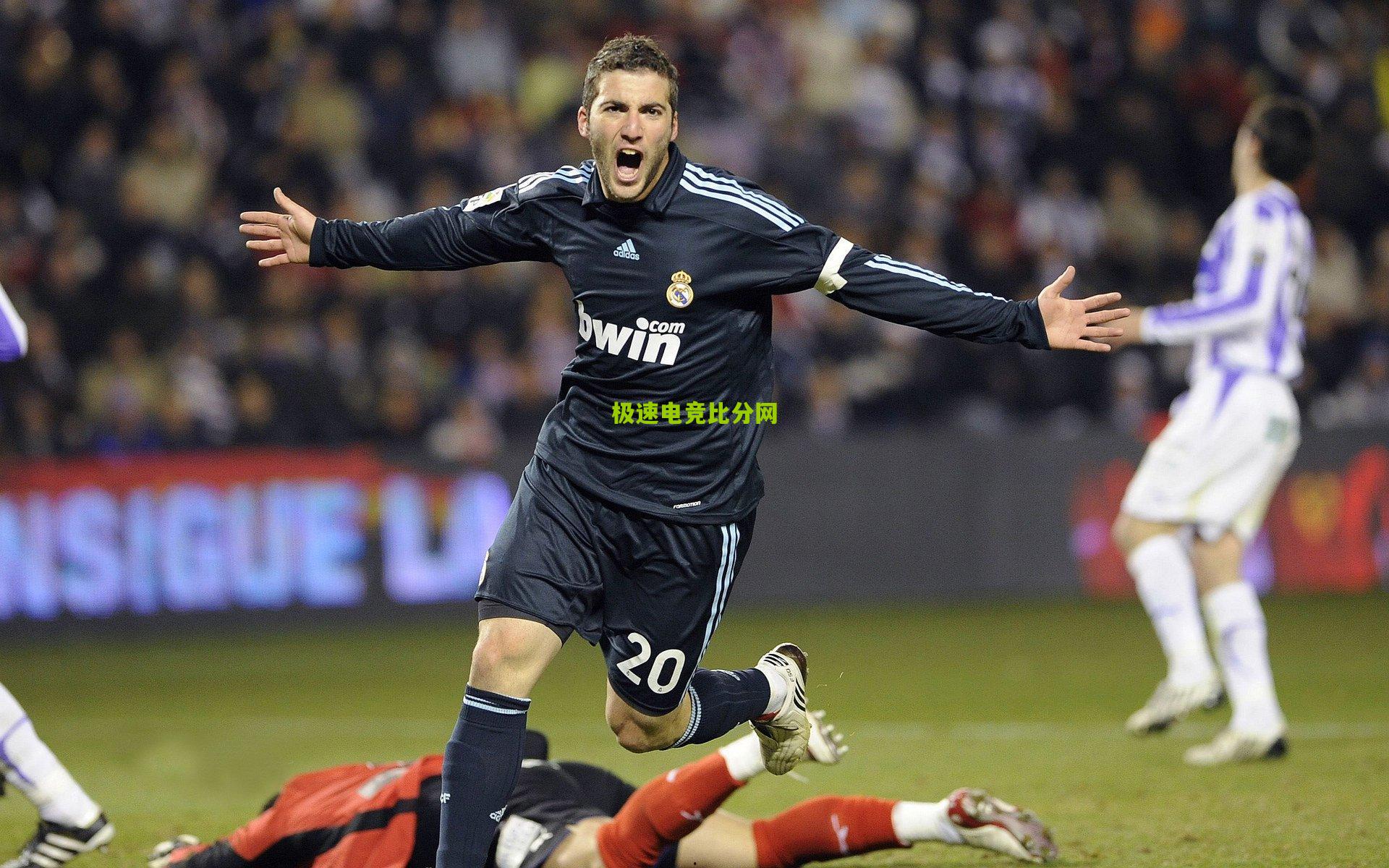 夏季联赛惊天逆转!湖人绝地翻盘勇士,中国男篮收官战惨败引深思